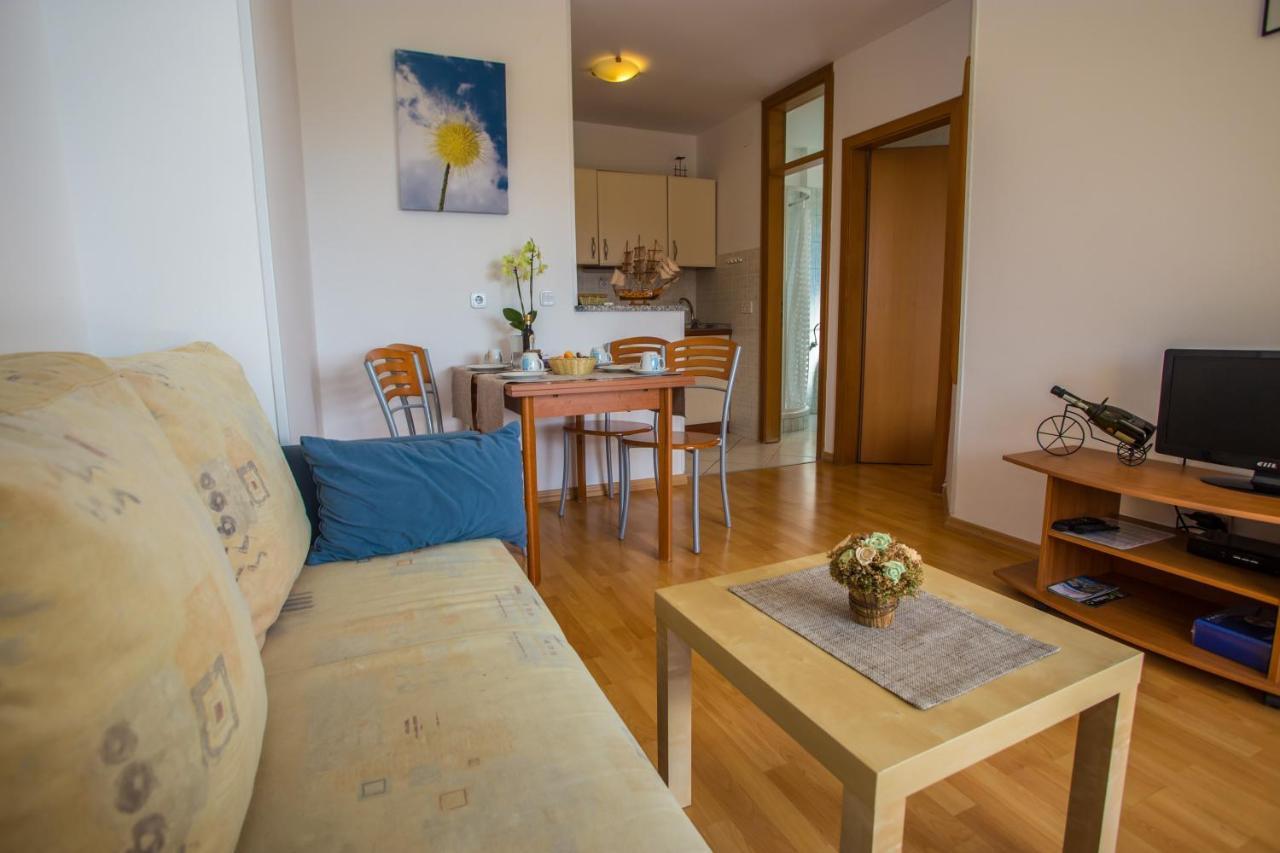 Apartman Vlado Apartment Vrsar Exterior foto
