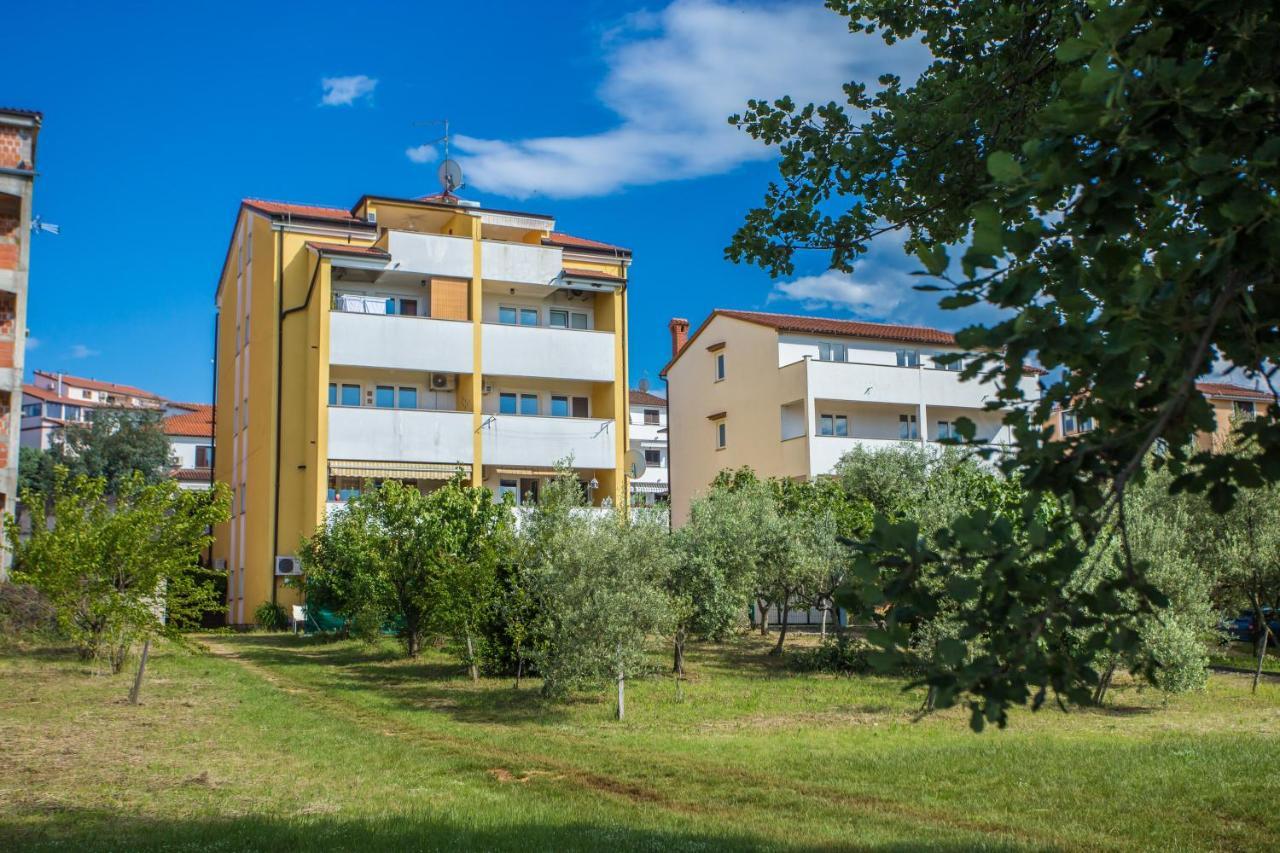 Apartman Vlado Apartment Vrsar Exterior foto