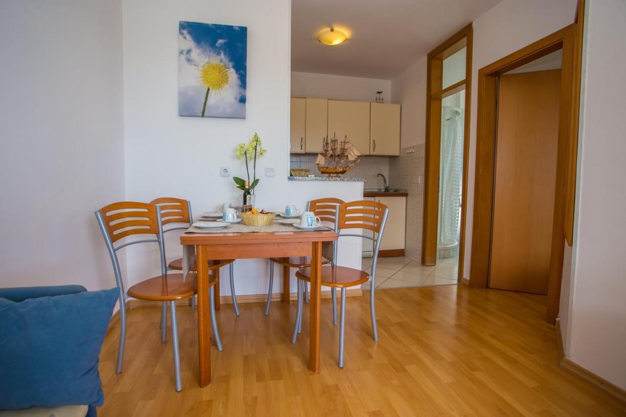 Apartman Vlado Apartment Vrsar Exterior foto
